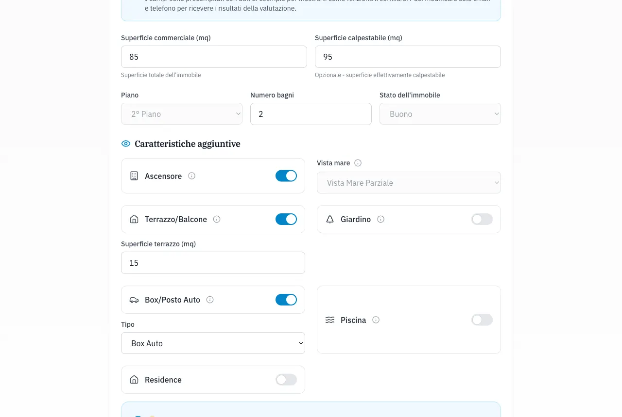 Il passo delle caratteristiche nella demo del valutatore: superficie commerciale e calpestabile, piano, numero di bagni, stato dell’immobile, e gli interruttori per ascensore, terrazzo, giardino, box auto, piscina e residence.